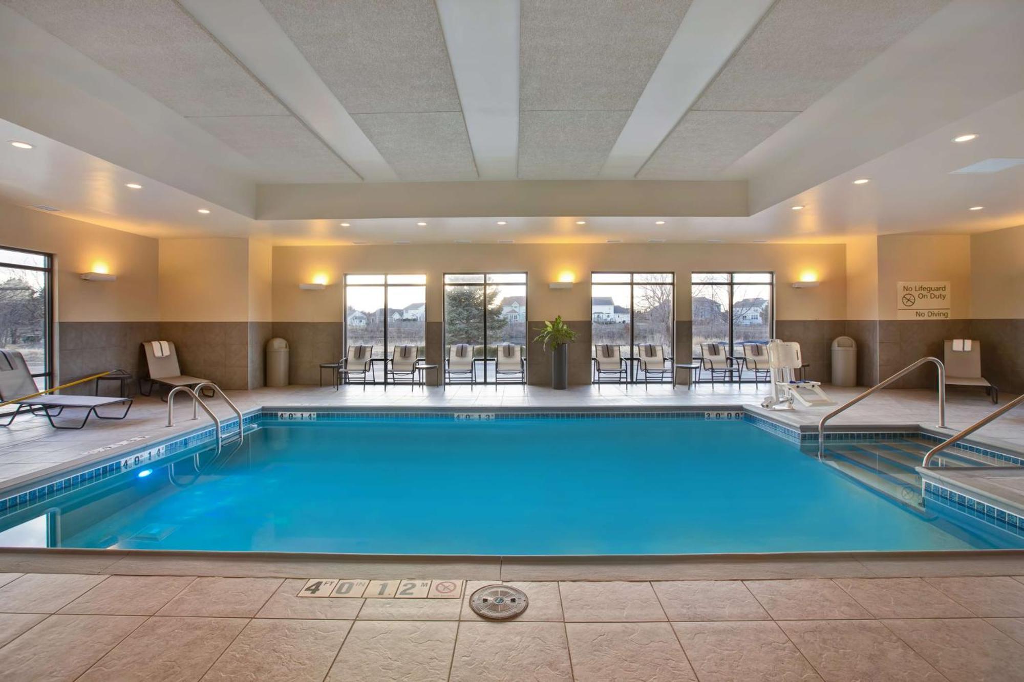Hampton Inn Dekalb - Near The University Luaran gambar
