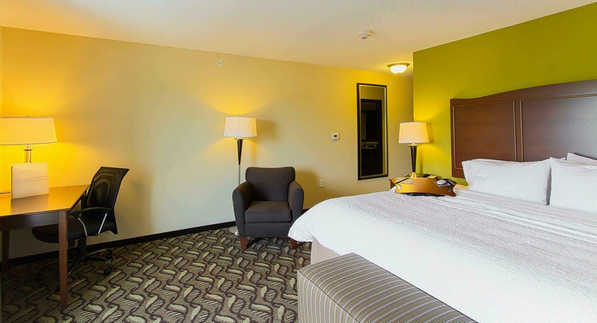 Hampton Inn Dekalb - Near The University Luaran gambar